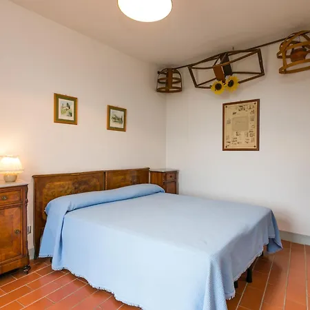 Apartamento Podere Sondino - Apt-i Cinghiali By Interhome *
